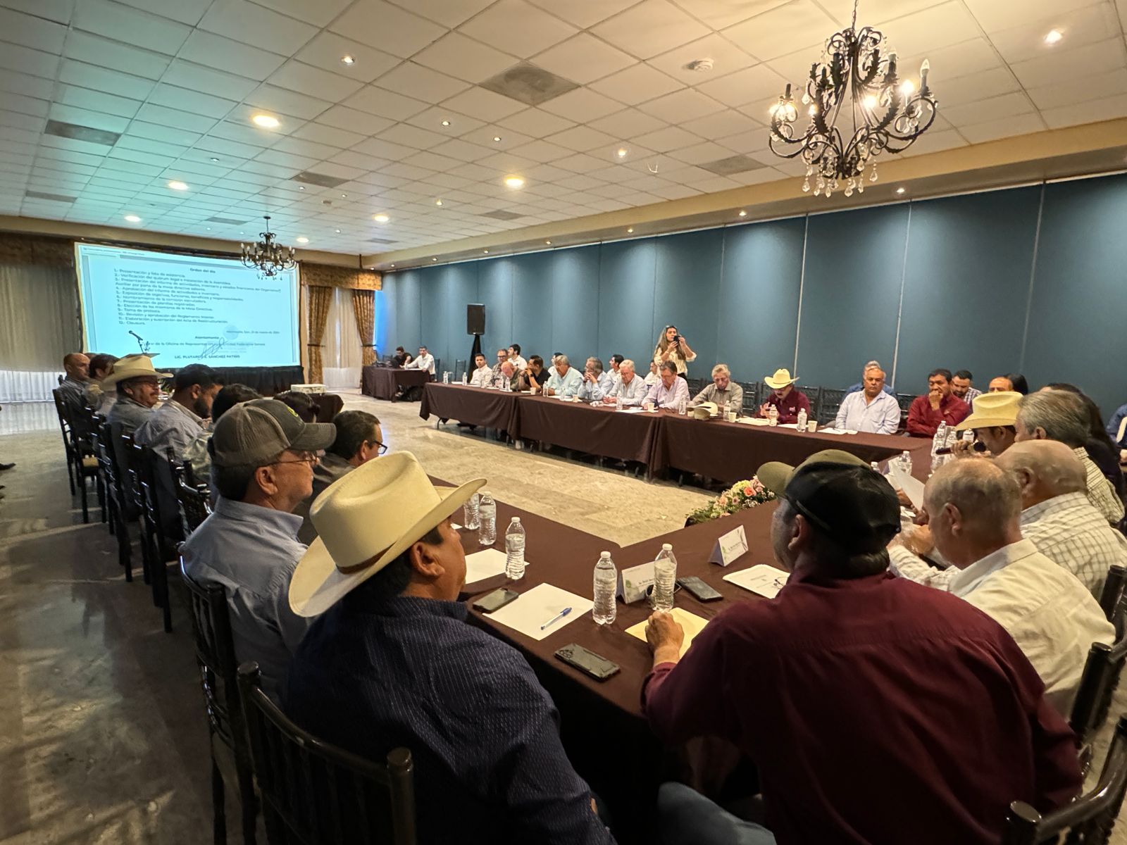 Trabajan en conjunto Cesave y Gobierno de Sonora para mantener y mejorar el estatus fitosanitario en el estado